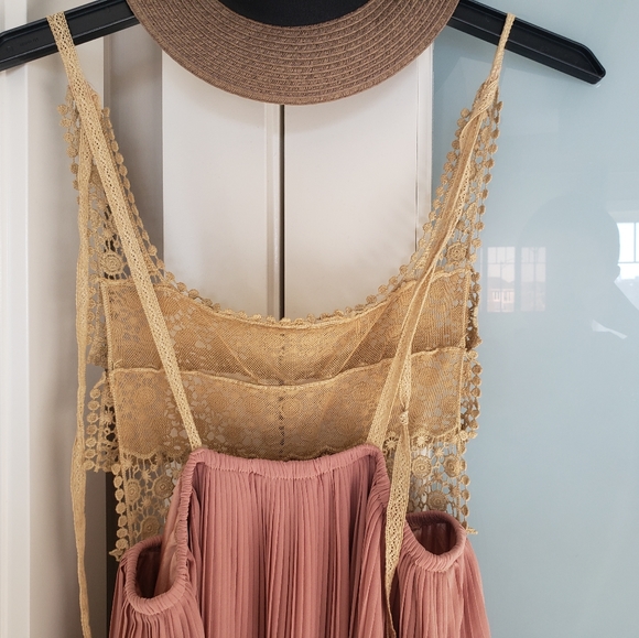 Brand new dress - Picture 3 of 5